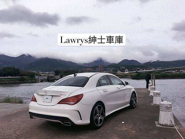 Lawrys紳士車庫2.jpg