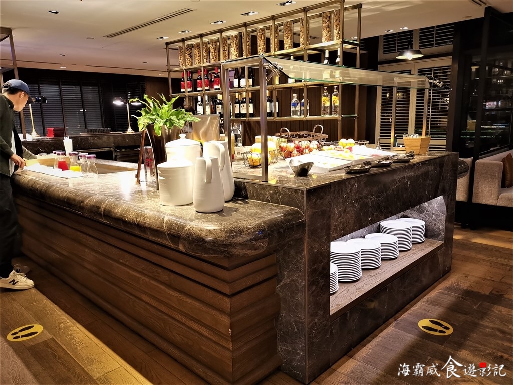 凱菲屋●吃到飽【台北君悅酒店自助餐廳】150種異國料理、原汁