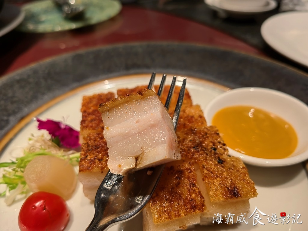 粵亮廣式料理●台北六福萬怡酒店【神仙乾坤燒鵝】片皮鵝、松露鵝