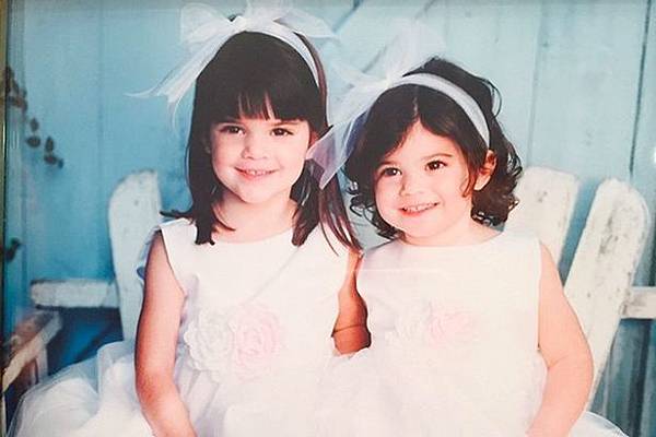 Kris-Jenner-shares-instagram-picture-of-a-young-Kylie-and-Kendall