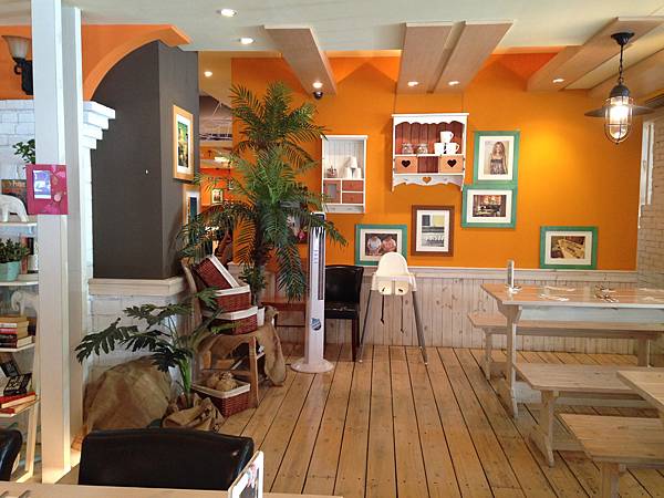 夏諾瓦義大利麵(遠百店) 夏諾瓦義大利麵(遠百店)