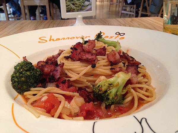 夏諾瓦義大利麵(遠百店) 夏諾瓦義大利麵(遠百店)