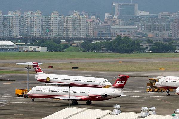 Blog032S.JPG Blog032S.JPG