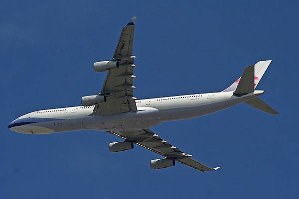 Blog106-07.JPG Blog106-07.JPG