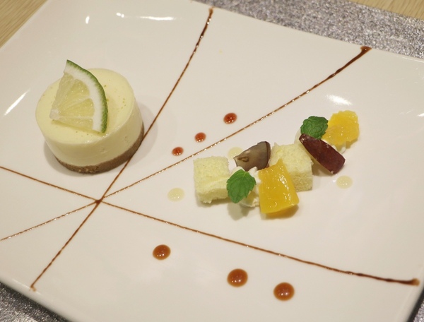 1573c5a5c36e2a.jpg 1573c5a5c36e2a.jpg