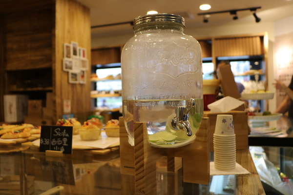 15853d7e6bd5cd.jpg 15853d7e6bd5cd.jpg