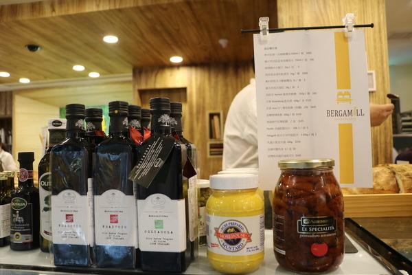 15853daa3ddf05.jpg 15853daa3ddf05.jpg