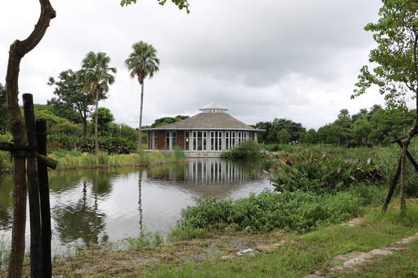 157e13a2541a69.jpg 157e13a2541a69.jpg