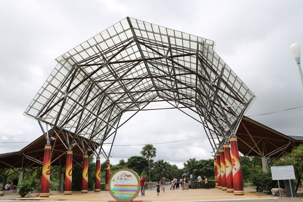 157e13a66e12c0.jpg 157e13a66e12c0.jpg