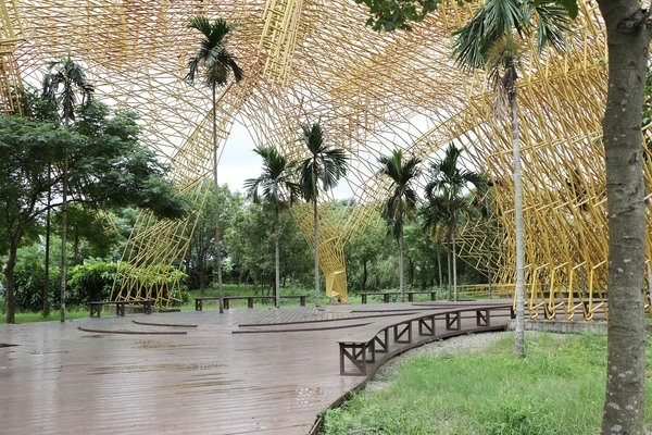 157eb938a91582.jpg 157eb938a91582.jpg