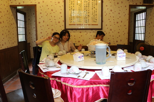 157eb9f7233497.jpg 157eb9f7233497.jpg