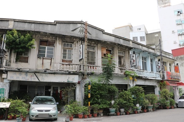 157fa258aa96e2.jpg 157fa258aa96e2.jpg