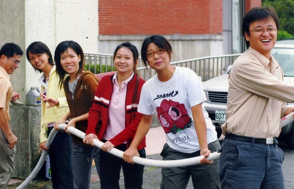 img008.jpg img008.jpg