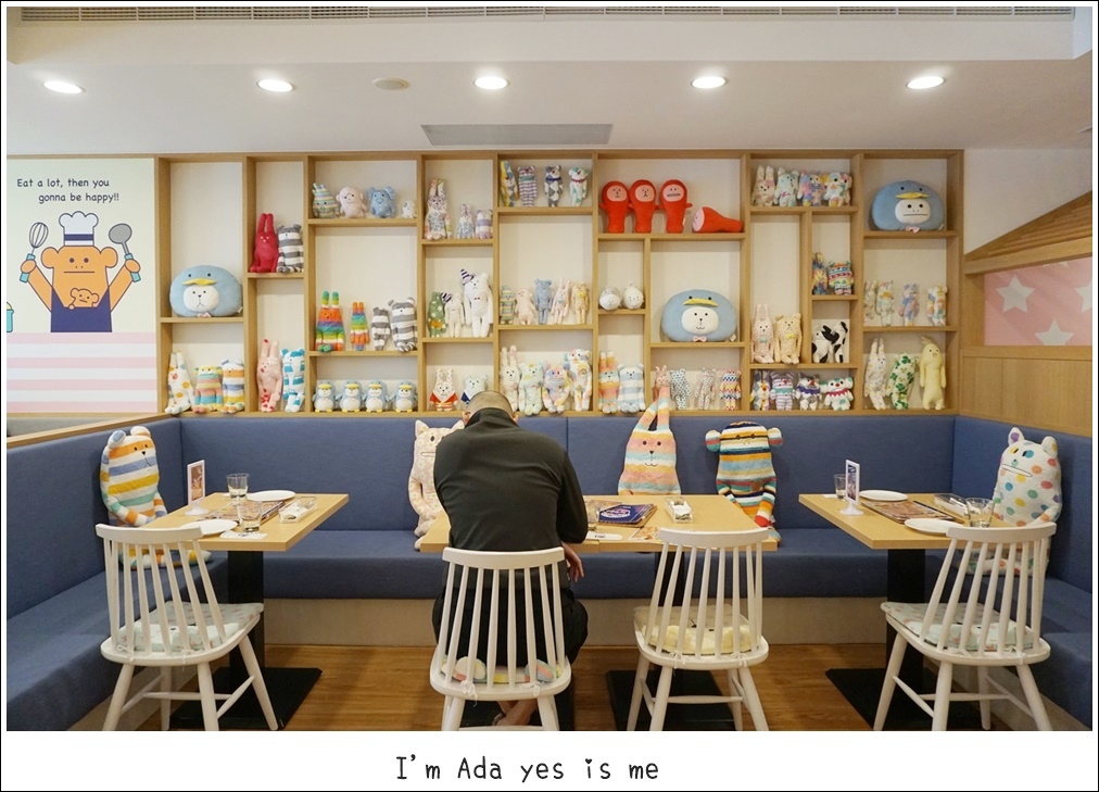 CRAFTHOLIC CAFE 宇宙人主题餐厅 全体宇宙