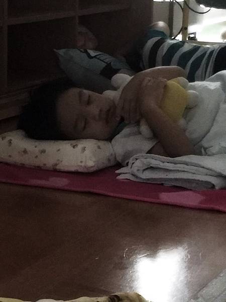 DD sleeping DD sleeping