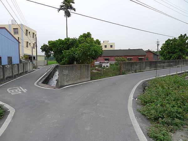 入口路.JPG