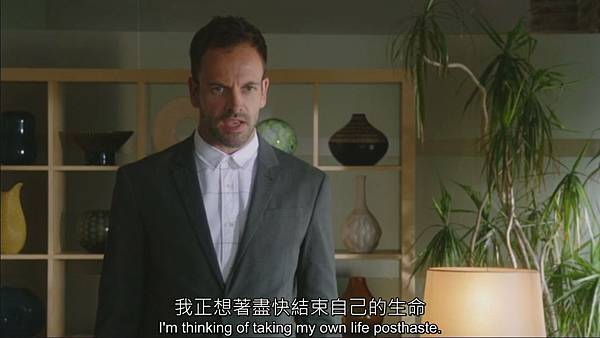 福爾摩斯：演繹法.Elementary.S02E05.Ancient.History.720p.HDTV.X264[(044851)23-17-15].JPG