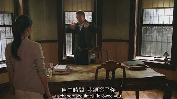 福爾摩斯：演繹法.Elementary.S02E05.Ancient.History.720p.HDTV.X264[(029118)23-50-42].JPG