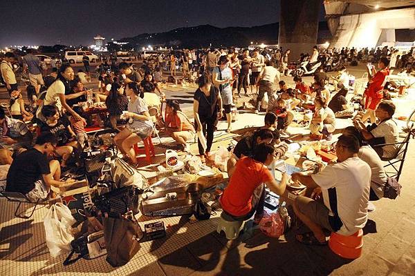 33024110.jpg 33024110.jpg