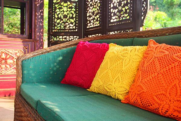 Balinese-Pillow.jpg