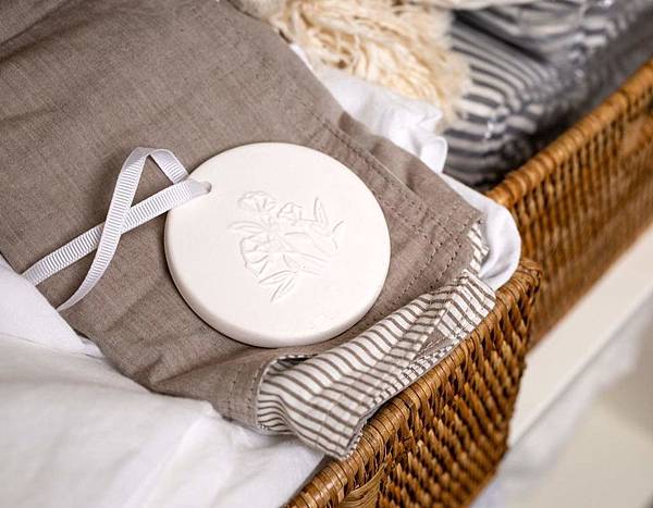 Stone-Diffuser_1400x.progressive.jpg Stone-Diffuser_1400x.progressive.jpg