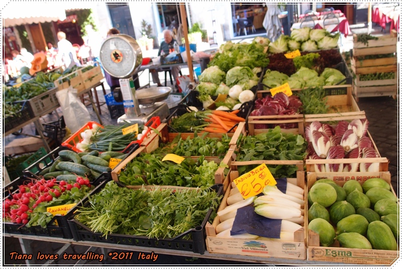 ROMA 羅馬 Piazza Campo dei Fiori 鮮花市集 鮮花廣場 07.JPG