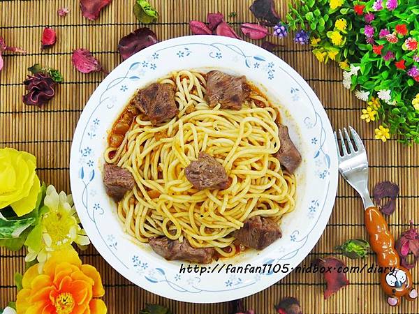 【團購美食】執覺  青醬燻雞意大利麵 蕃茄肉醬意大利麵 加熱即食 輕鬆上桌 (5).JPG