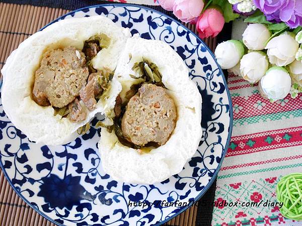 【團購美食】打包 DABAO 手工包子 芝麻包乳酪花捲鮮肉包紅燒獅子頭包梅干扣肉包  (14).JPG