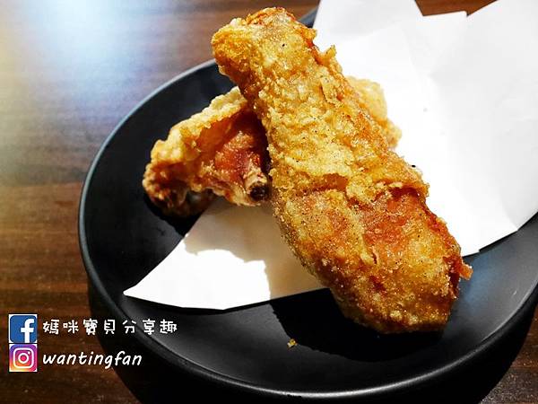 【台中美食】釜山崔炸雞 韓式炸雞韓式泡麵韓式烤肉飯炸年糕辣炒年糕外帶炸雞 (18).JPG