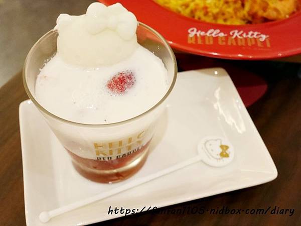 林口美食【Hello Kitty Red Carpet美式餐廳】#林口三井outlet #Kitty主題餐廳 #kitty餐廳 #美式餐廳 #林口三井kitty菜單 #機捷A9林口站 愛評體驗券 (29).JPG