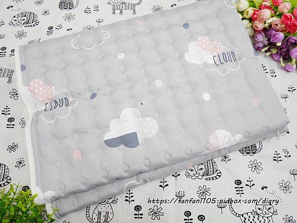 Doollbao逗寶 韓國lolbaby Hi Jell O涼感蒟蒻床墊加大 涼感床墊 超細纖維 防水隔尿 范范愛分享 Nidbox親子盒子