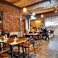 【西門餐酒館】 拉圖爾精釀柴燒餐廳 La Tour Craft Beer & Wood Grill #西門町 #低溫舒肥料理 #精釀啤酒 #球賽轉播 (37).JPG