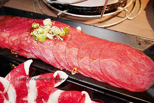 【中和美食】胖肚肚燒肉吃到飽-中和店 #澎湖生蠔 #天使紅蝦 #低脂牛 #冰淇淋 #中和燒肉吃到飽 #南勢角站 (58).JPG