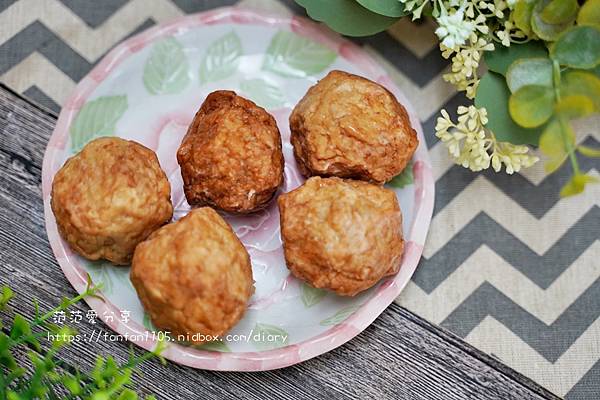 宅配美食【兌味食品】冷凍炸物｜傳承50年的好滋味｜團購超熱賣濱江市場排隊商品｜秘製紅燒肉｜鮮蝦捲｜手工香腸 (2).JPG