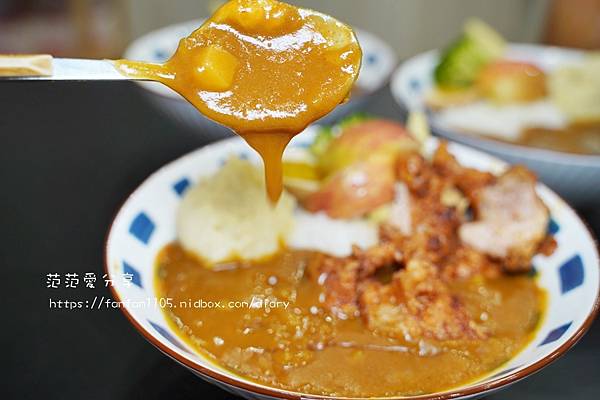 【永和咖哩】咖哩胖胖 平價咖哩 免費加飯、加醬 必點醉漢咖哩飯 (14).JPG