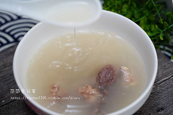 【台中宅配雞湯甜湯】奉湯 功夫煲湯 微波即食 鹹湯 甜湯通通都有 小資族必備美味 (6).JPG