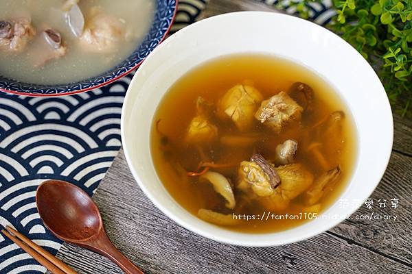 【台中宅配雞湯甜湯】奉湯 功夫煲湯 微波即食 鹹湯 甜湯通通都有 小資族必備美味 (17).JPG