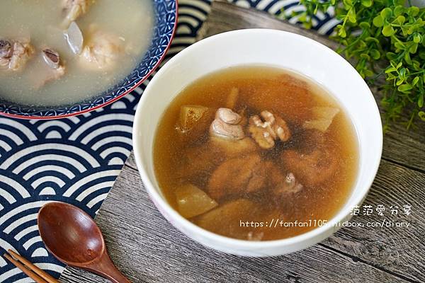 【台中宅配雞湯甜湯】奉湯 功夫煲湯 微波即食 鹹湯 甜湯通通都有 小資族必備美味 (20).JPG