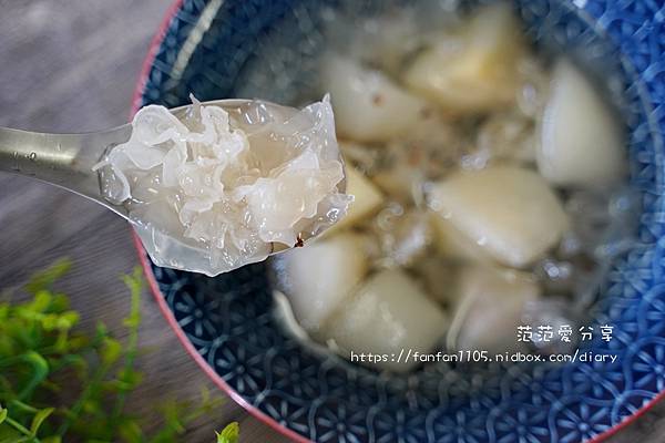 【台中宅配雞湯甜湯】奉湯 功夫煲湯 微波即食 鹹湯 甜湯通通都有 小資族必備美味 (27).JPG