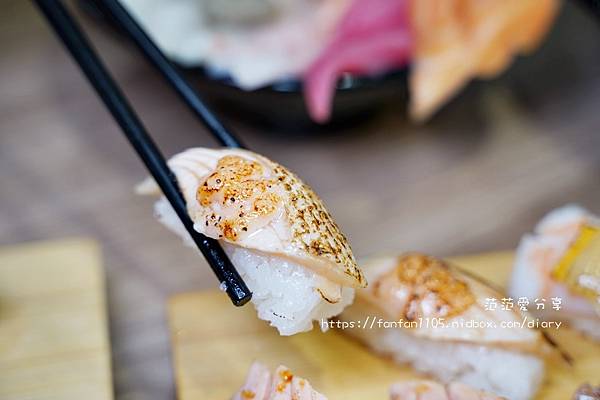 【三重日本料理】柴吉壽司 生魚片壽司、丼飯 平價高CP值 喜愛日料的朋友可別錯過 (22).JPG