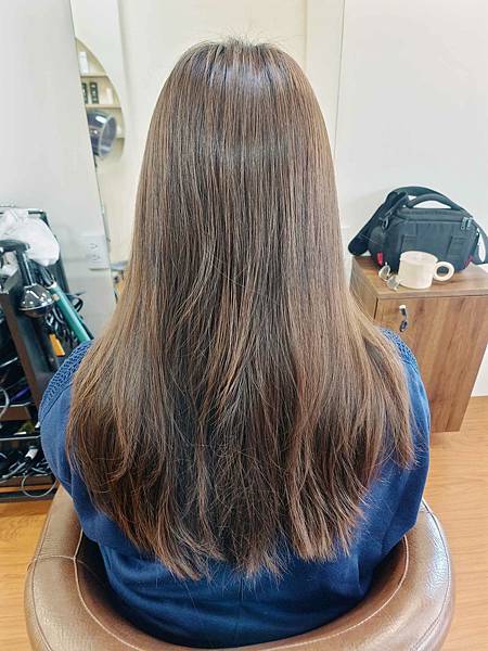 #基隆染髮 #禾髮型Herhairsalon #客製化染髮 #區塊染 #京喚羽護髮 #基隆染髮推薦 (5).jpg