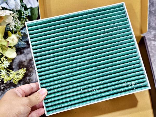 【汽車空調用濾網】綠綠好日 汽車冷氣HEPA濾網 活性碳高透風不減風阻 除味 (5).jpg