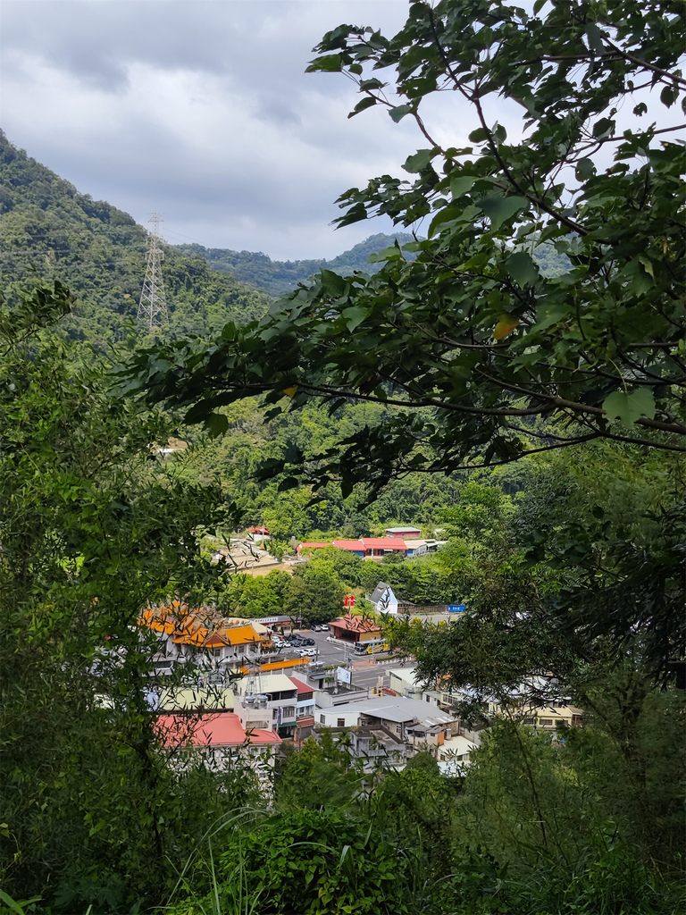 【苗栗 旅遊】苗栗獅潭鄉 彩繪藝術小鎮 品嘗仙草 吃手作甜點