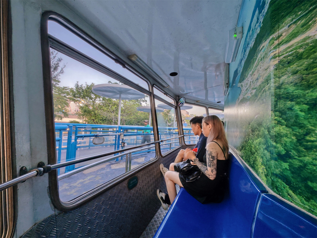 【香港景點】香港海洋公園 高空360度俯瞰樂園全貌 必玩的1