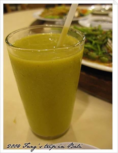 來Bali必喝的 Avocado juice