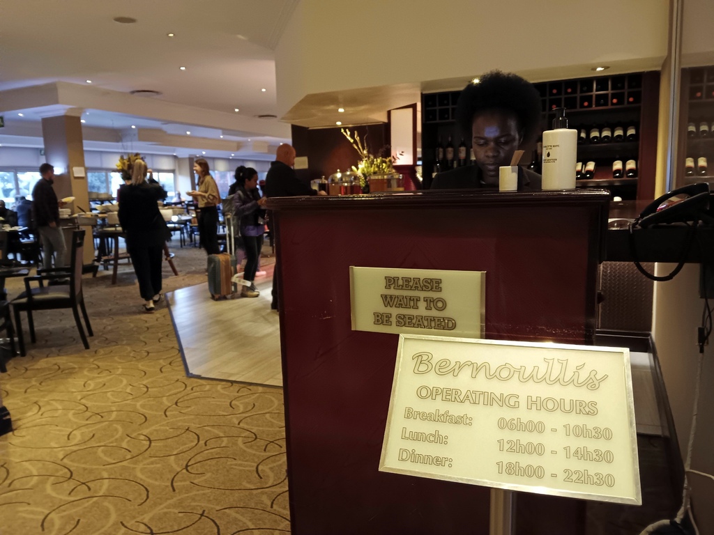 2024.06.11 南非 Day9 (國泰航空商務艙)