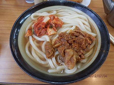 牧のうどん泡菜豬-石上三年日文口譯翻譯.JPG