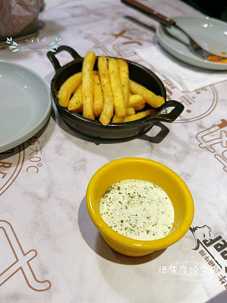 [台北]<吃-Food> TGB很牛炭燒牛排 工業風濕式熟成