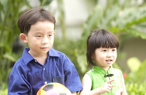 2024~11月~嗨2024龍年您好~繽紛泰公休日~祝~平安