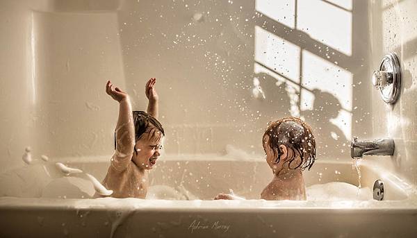 i-captured-stories-of-my-children-enjoying-the-great-indoors-10__880